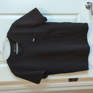 Figs Leon 3 Pocket Scrub Top